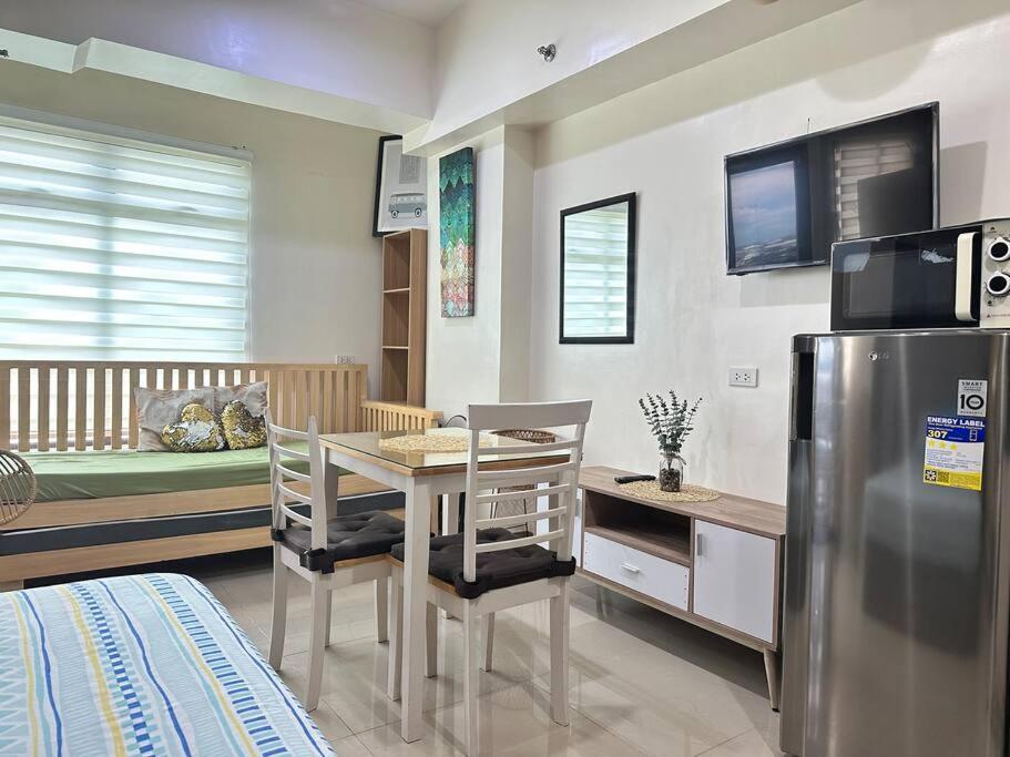 5-guest Seaview Flat Near Ayala Wi-fi Pool