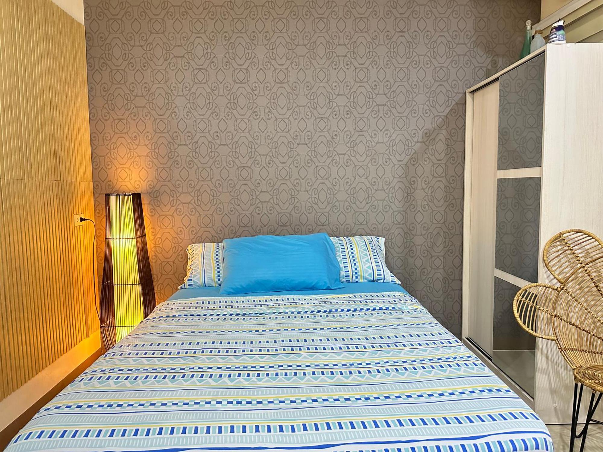 5-guest Seaview Flat Near Ayala Wi-fi Pool Cebu