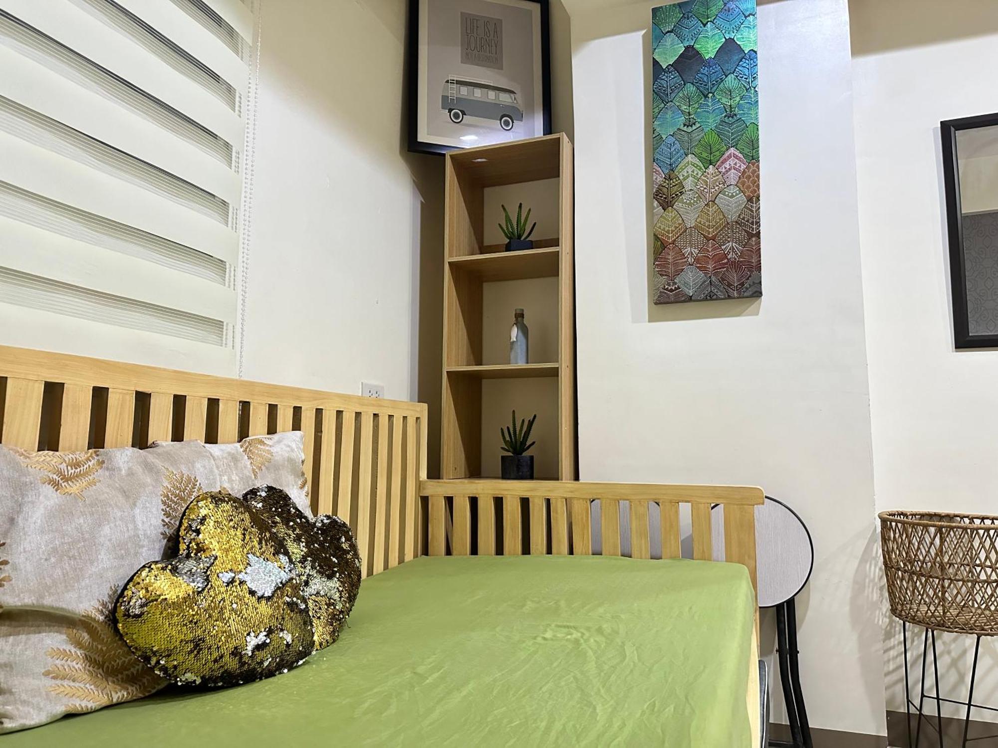 5-guest Seaview Flat Near Ayala Wi-fi Pool Cebu