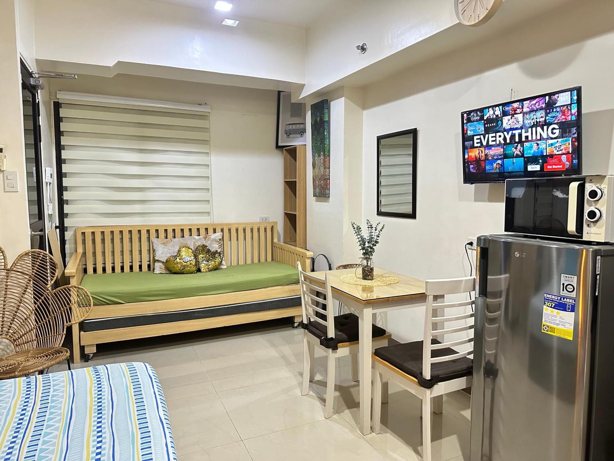 5-guest Seaview Flat Near Ayala Wi-fi Pool *